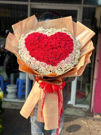 Mẫu Hoa Tình Yêu